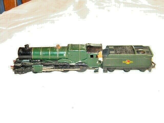 British Railways 4-6-0 Steam Locomotive & Tender